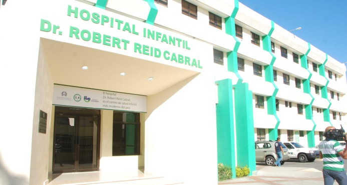 Autoridades del hospital Robert Reid Cabral niegan paciente falleciera por una infección intrahospitalaria 