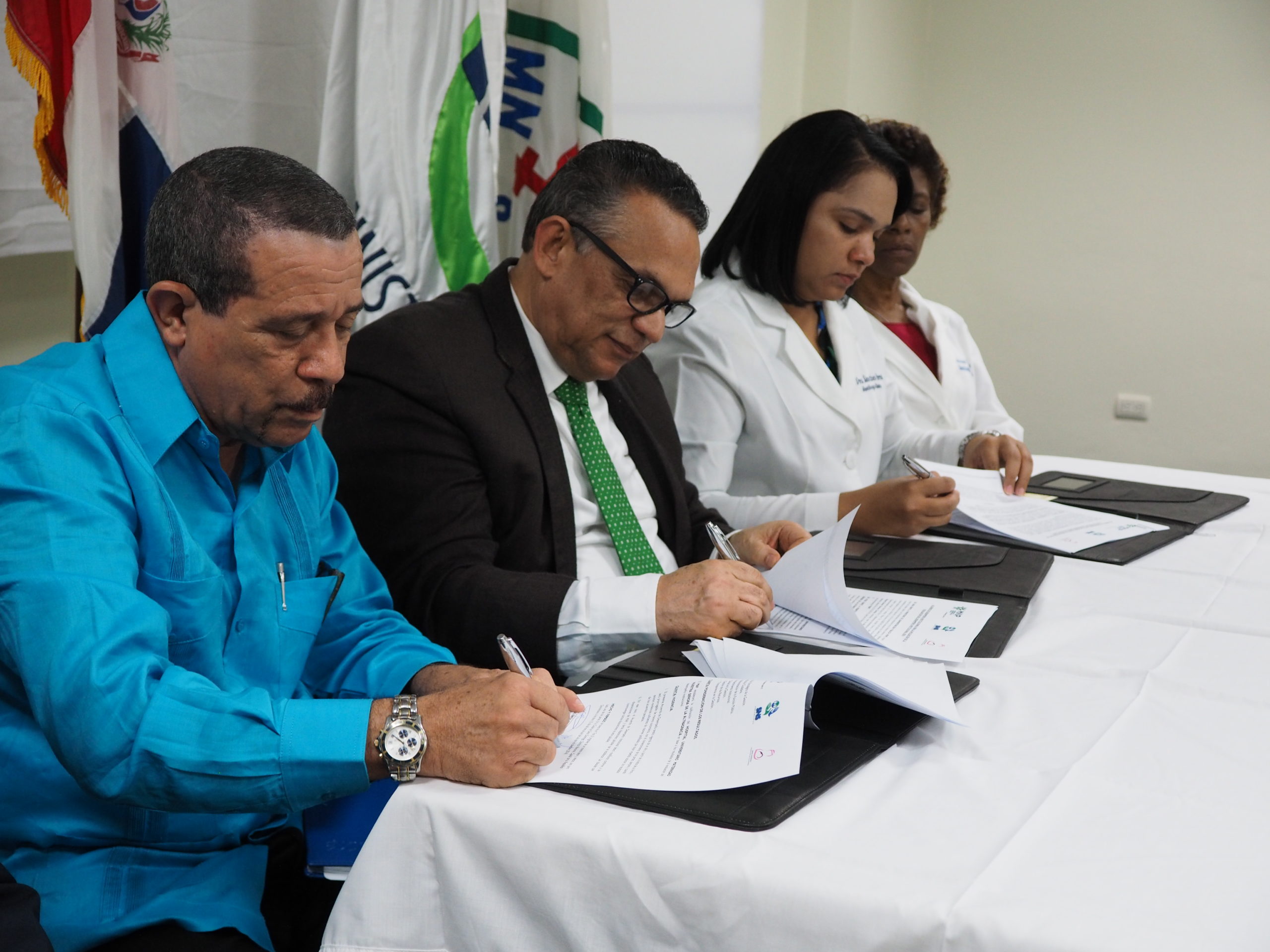 Maternidad La Altagracia firma acuerdo con el MAP y el SNS para la mejora de los servicios de Salud 