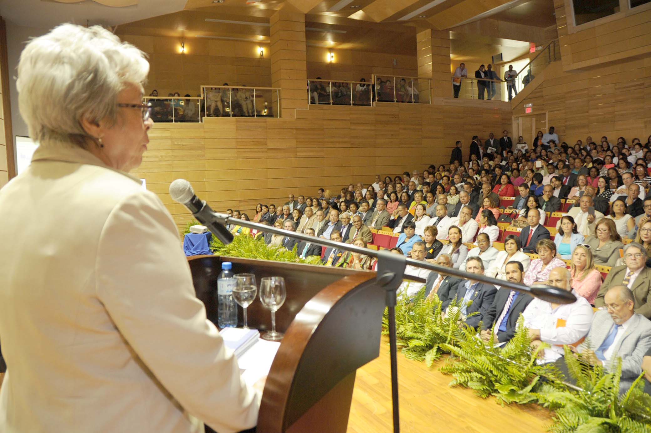 Ministerio de Salud lanza primera generación protocolos de atención 