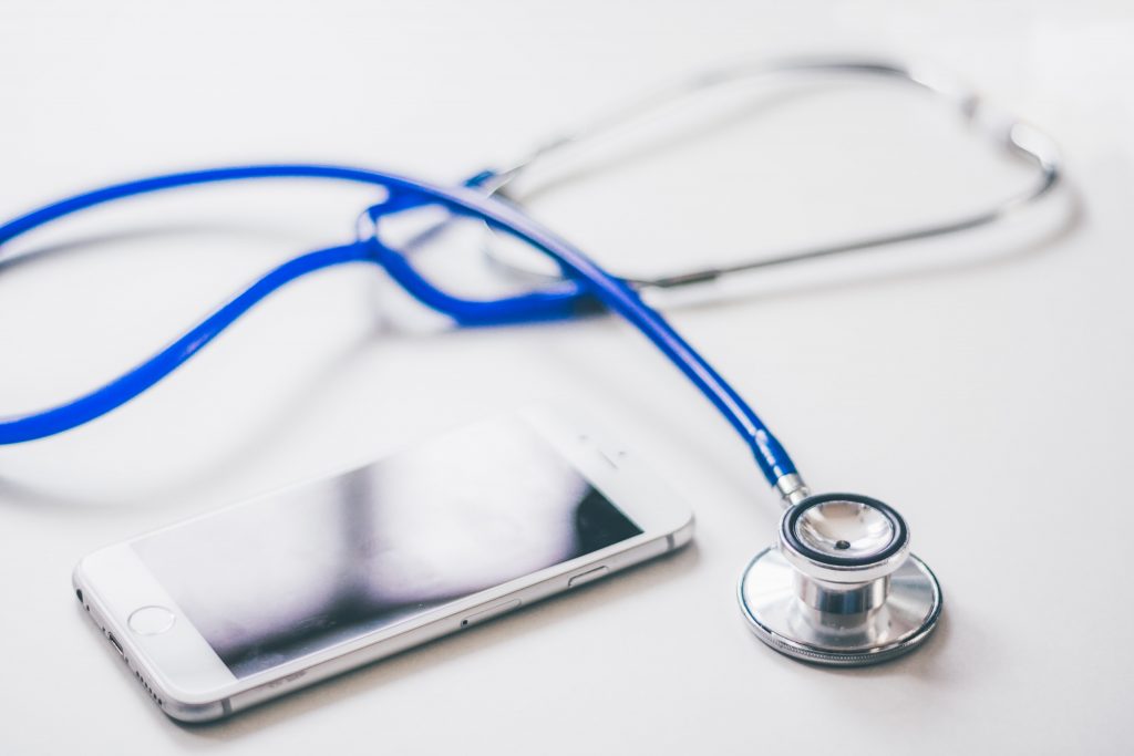 Apple se prepara para lanzar su ‘médico de IA’ y revolucionar la salud digital 