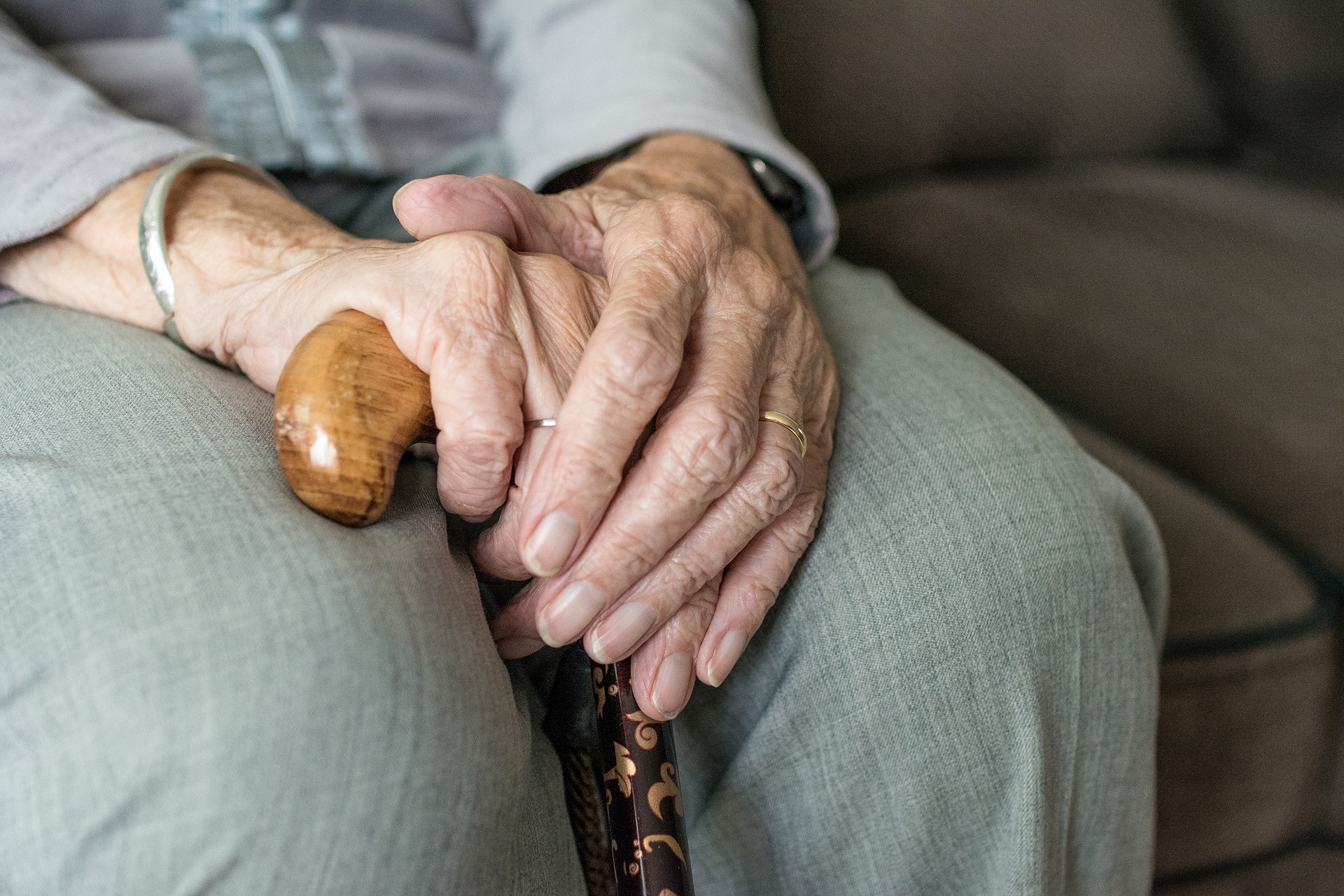 Descubren una molécula que protege al cerebro contra los procesos degenerativos del Parkinson 