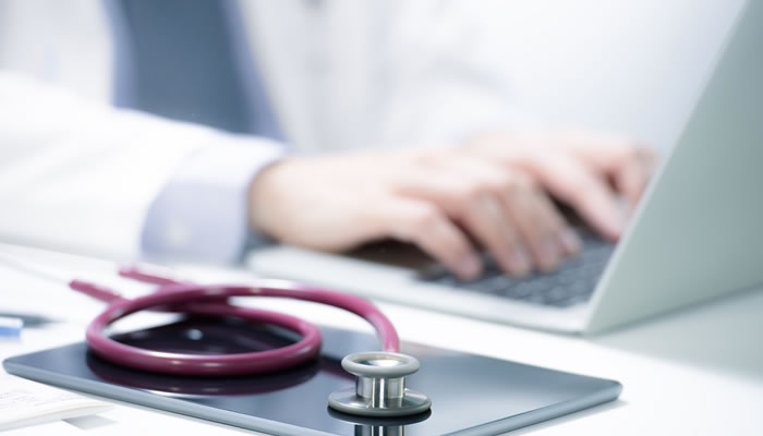 Conoce 5 plataformas de cursos en línea para profesionales de la salud 