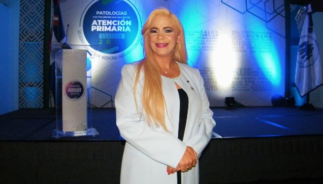 Médicos familiares denuncian les niegan código en ARS 