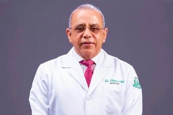 Doctor Plutarco Arias asegura sectores quieren repartirse el presupuesto de Salud Pública 