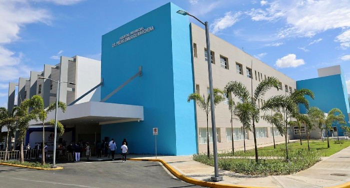 Presidente entrega hospital Marchena en Bonao 