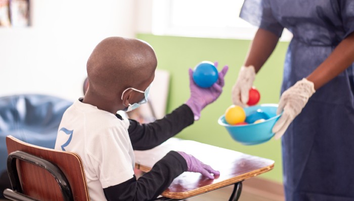 Anuncian plan educativo y terapéutico para niños con parálisis cerebral 