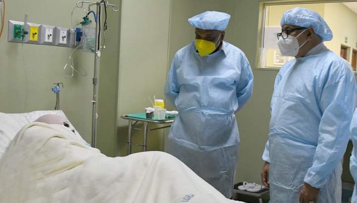 Ministerio Salud asumirá responsabilidad de cirugías para joven quemada 
