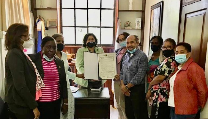 Reconocen al Colegio de Enfermería por su labor ante lucha contra el Covid-19 