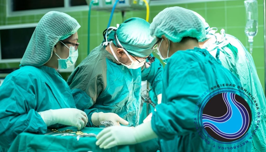 Sociedad de Cirugía Bariátrica recibe nuevos miembros 