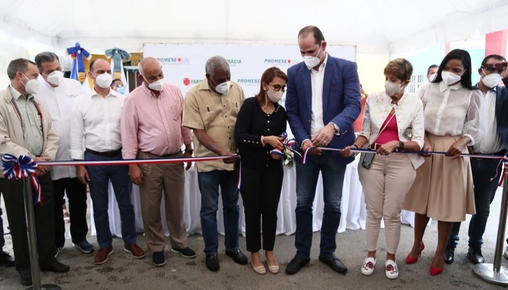 Promese/Cal apertura nuevas Farmacias del Pueblo en el Norte 