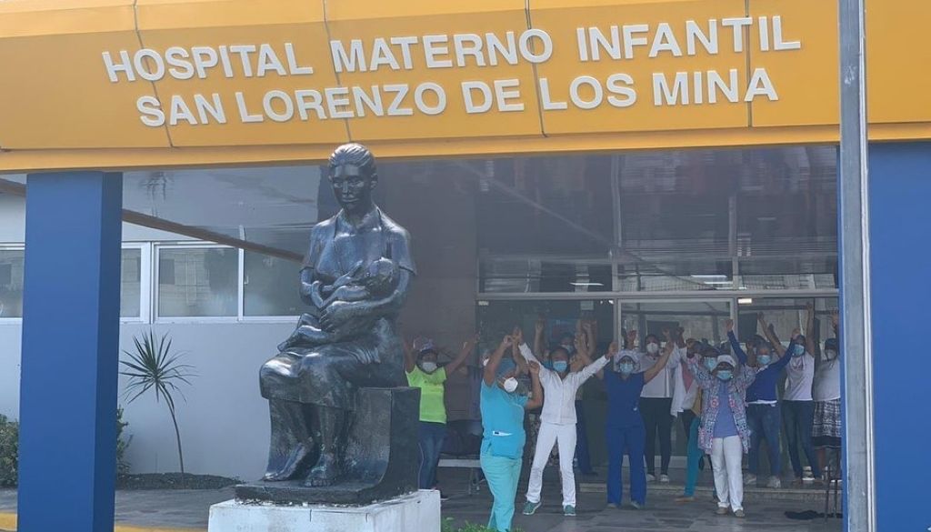 Personal de enfermería continúa protestas en Maternidad Los Mina 