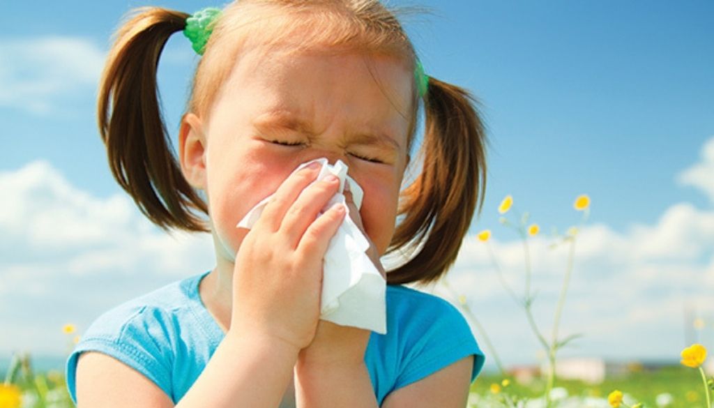 Pediatras de actualizan sobre nuevas alternativas de antihistamínicos 