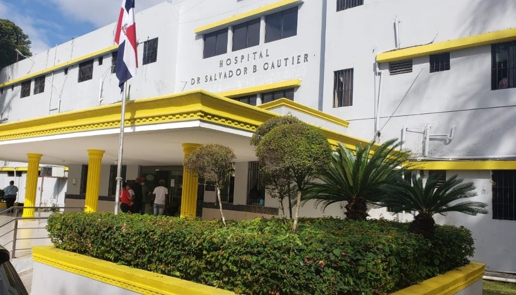 Investigan incidente en Hospital Gautier donde resultó herida una persona  