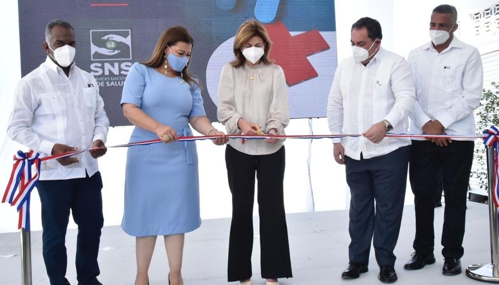 Inauguran nuevas áreas en hospitales del Sur 