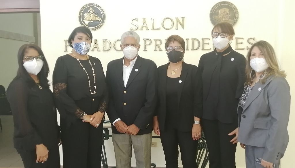 Denuncian cancelaciones masivas de  odontólogas en el Gobierno (VIDEO) 