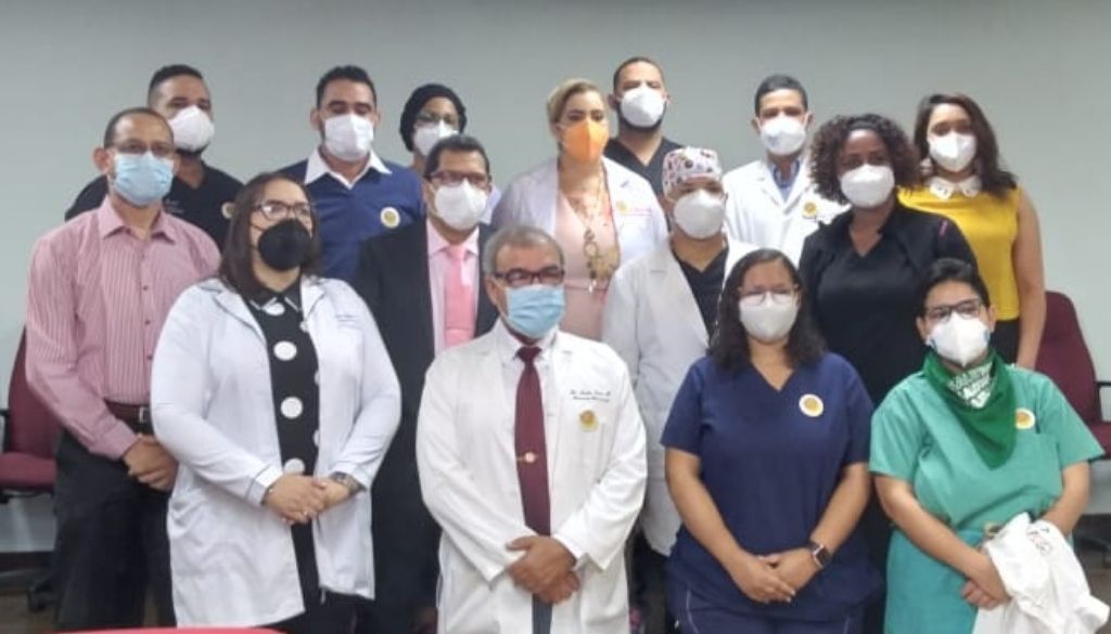 Médicos preocupados por consecuencias de asueto en la pandemia 