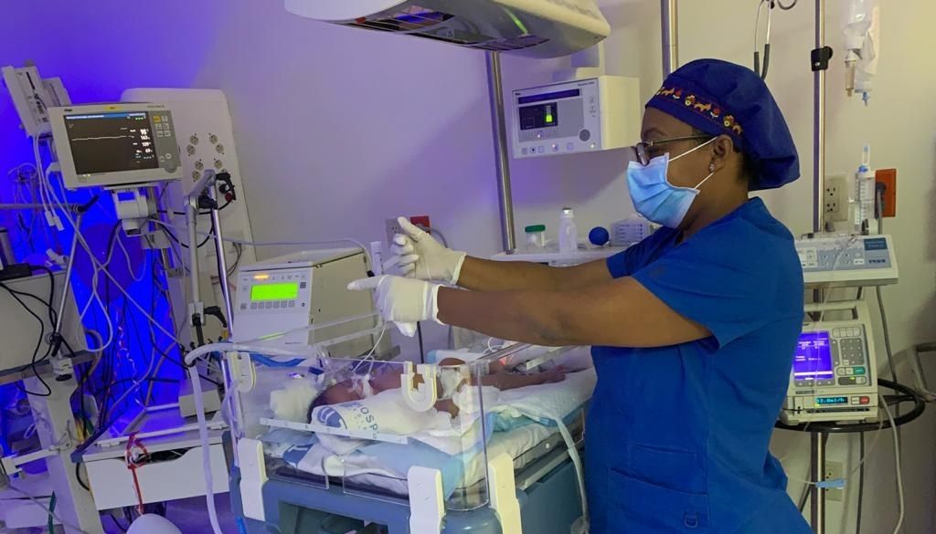 Mortalidad neonatal aumentó 22% en 2021 