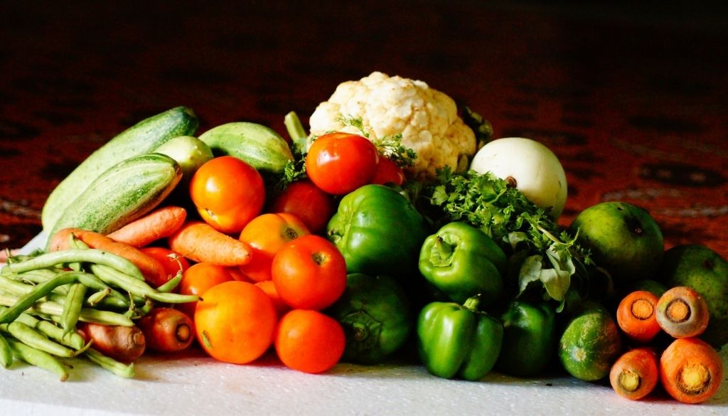 Cómo mantener buenos hábitos alimentarios  para prevenir el cáncer 
