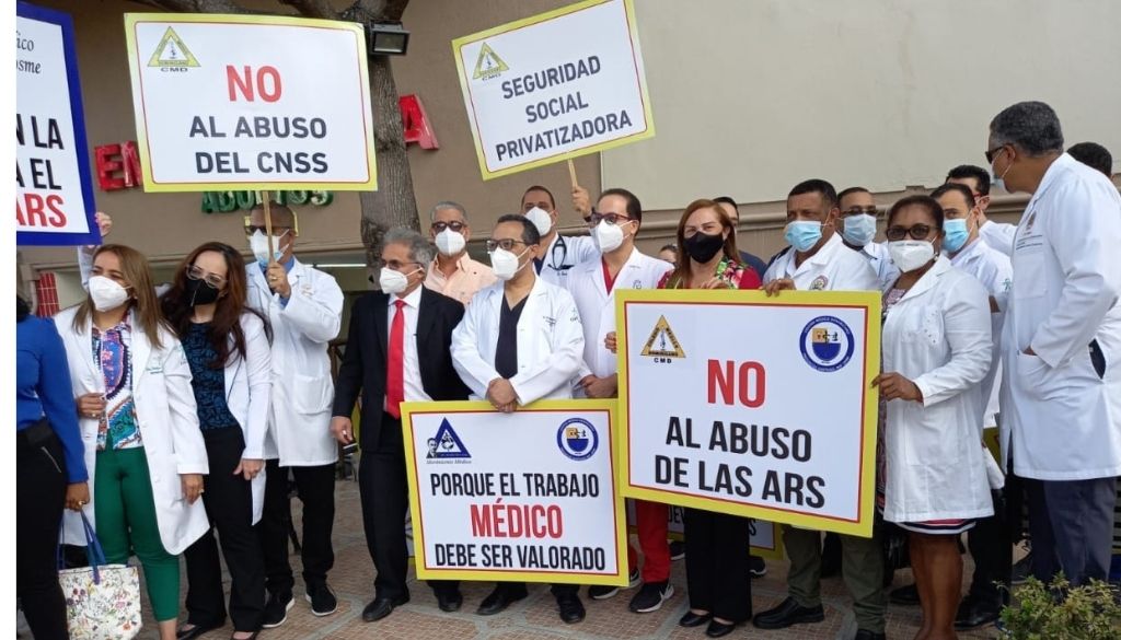 Médicos acatan paro a ARS en Santiago 