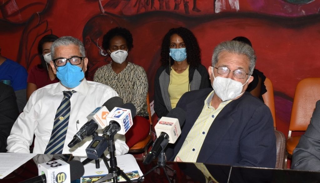 Acusan a ADARS y al Ministerio de Trabajo de violar acuerdos con médicos 