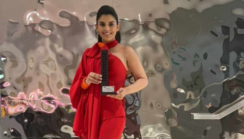 Médico dominicana gana premio internacional 