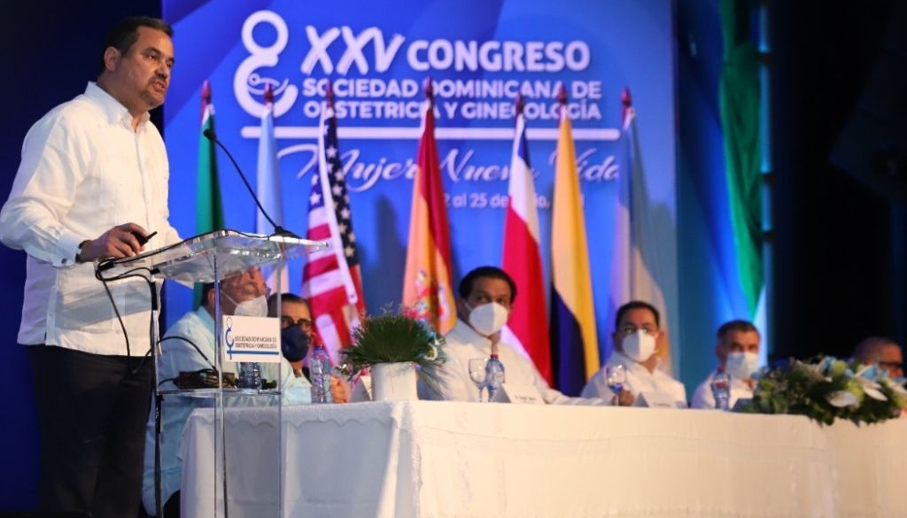 Con participación masiva inicia congreso de ginecólogos obstetras 
