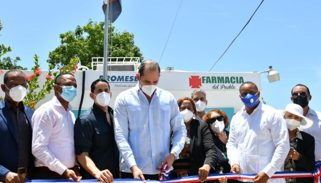 Inauguran cuatro Farmacias del Pueblo 