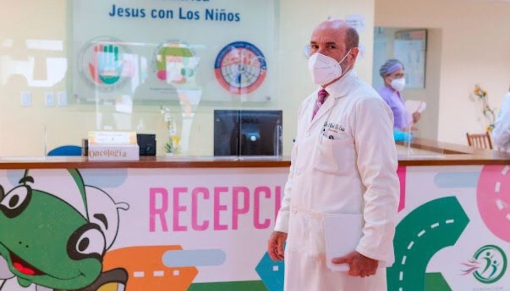 Centros públicos ofrecen atención a niños con cáncer 