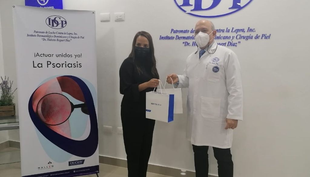 Dermatológico recibe donación medicamentos  para  pacientes con psoriasis 