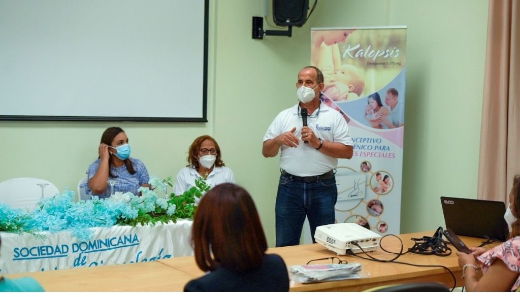 Ginecólogos culminan con éxito jornada en el Sur 