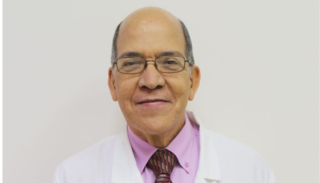 Reconocen al doctor Jimmy Barranco por aportes a nutrición clínica en el país 