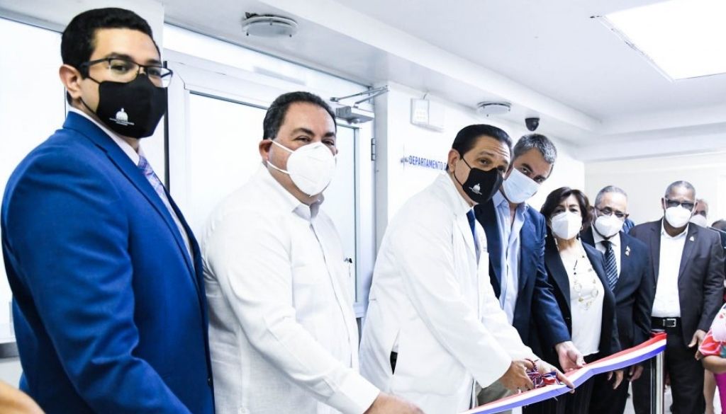 Autoridades entregan laboratorio para tuberculosis 