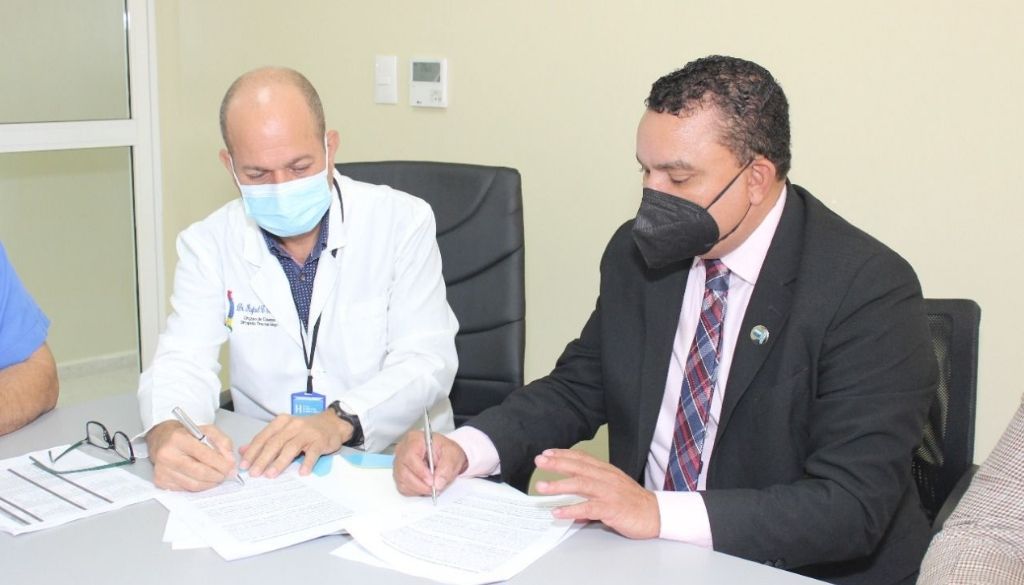 Hospital Ney Arias y Hospital de Boca Chica firman alianza 