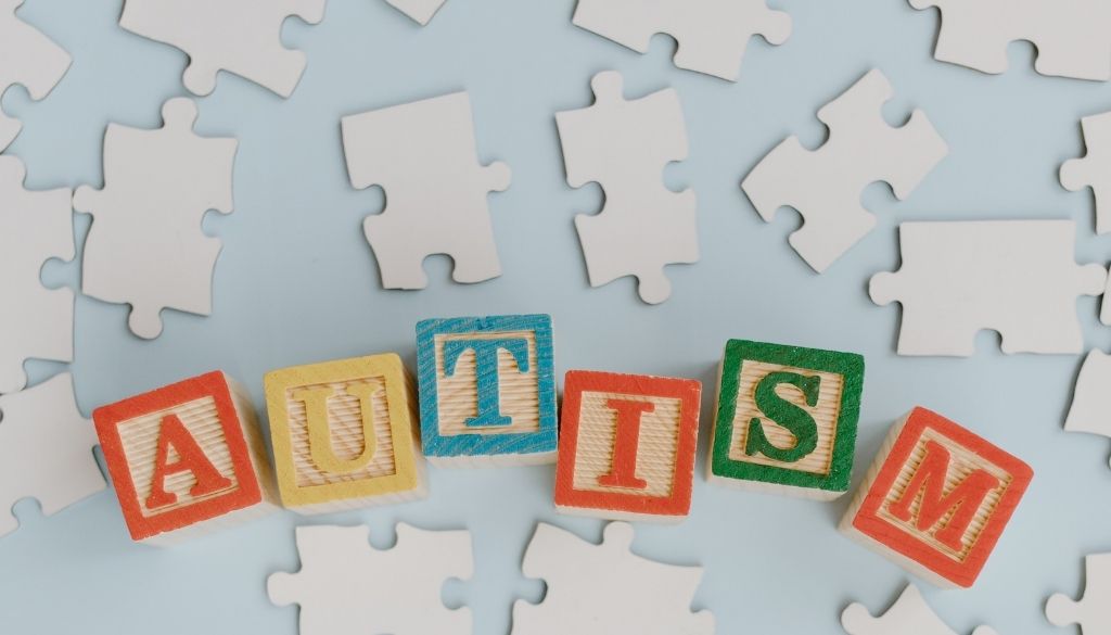 Realizarán congreso médico sobre autismo abierto a educadores y familias 