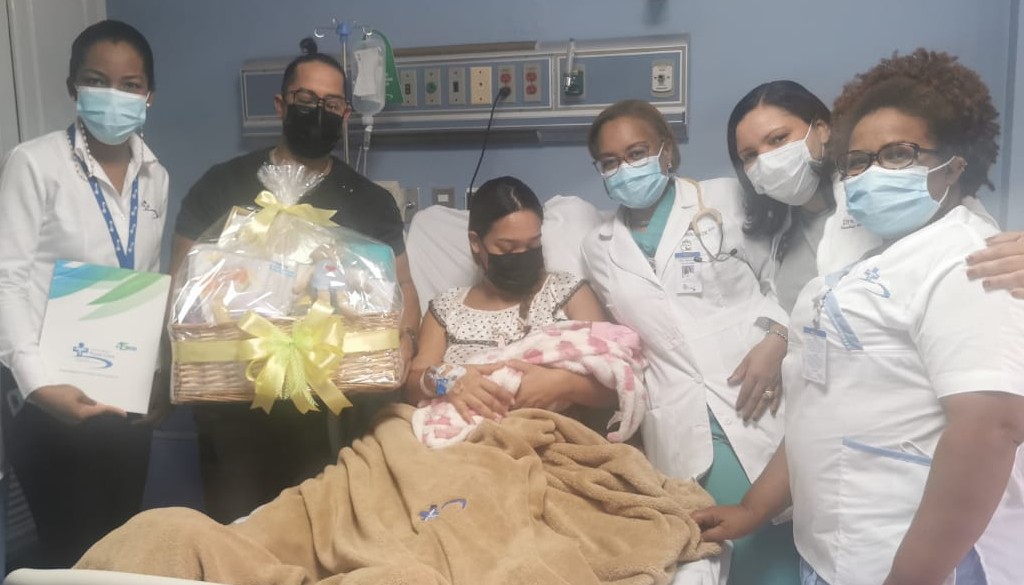 Centro Médico Punta Cana recibe primer bebé del 2022 