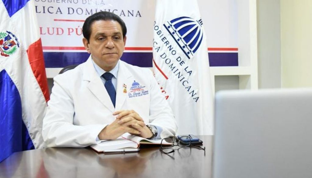 Entidades se comprometen a trabajar por centros de salud libres de humo 