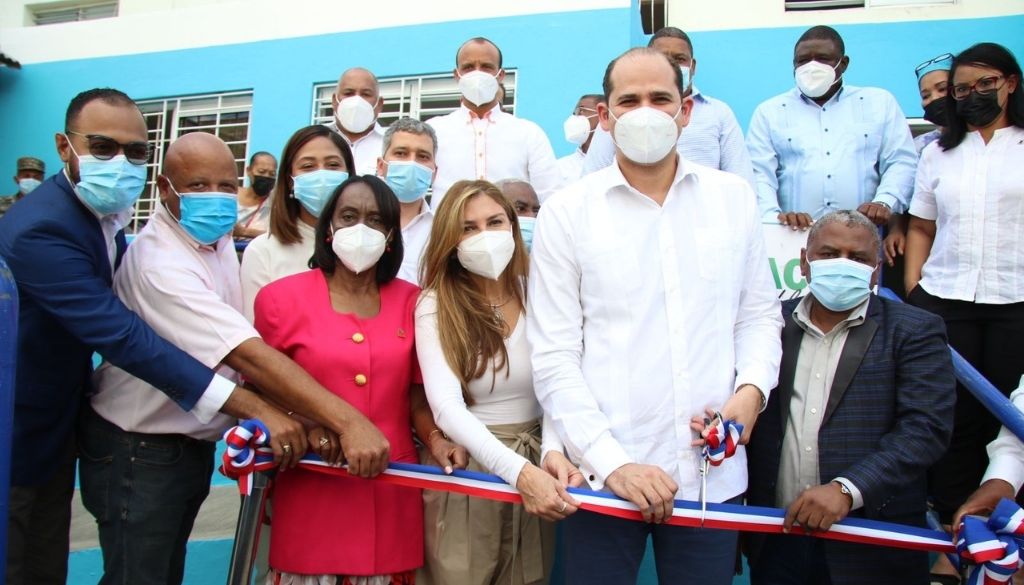 Inauguran Farmacia del Pueblo en Guachupita 
