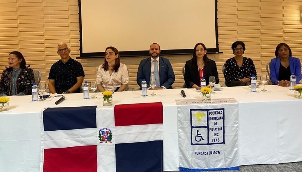Sociedad Fisiatría realiza jornada sobre manejo rehabilitador en Parkinson  