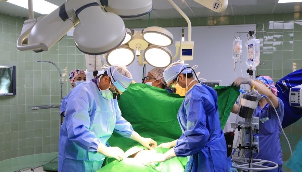 Beneficiarán más de 30 pacientes en jornada cirugías de columna vertebral 