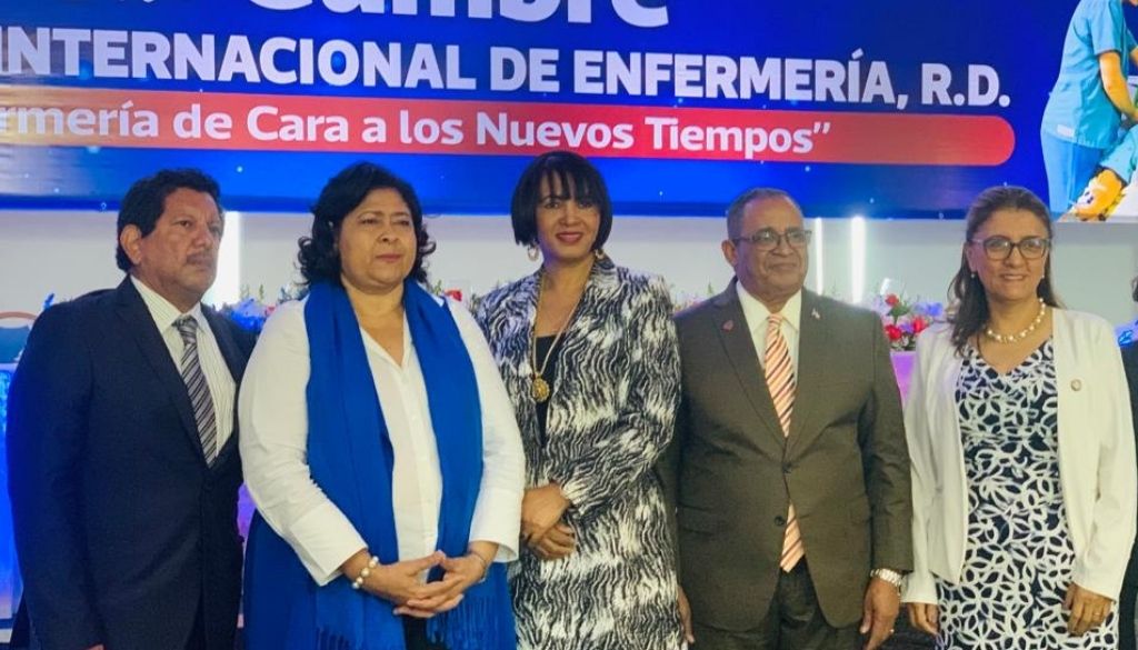 Colegio de Enfermería realiza su primera cumbre científica  