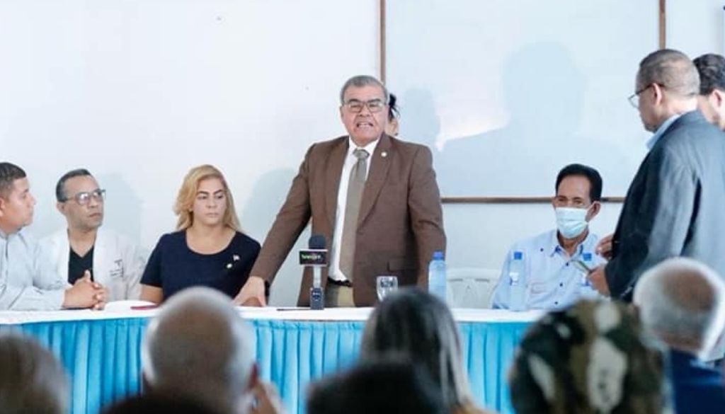 ¡Confrontación! Acusaciones y descontento giran en torno a nuevas residencias 