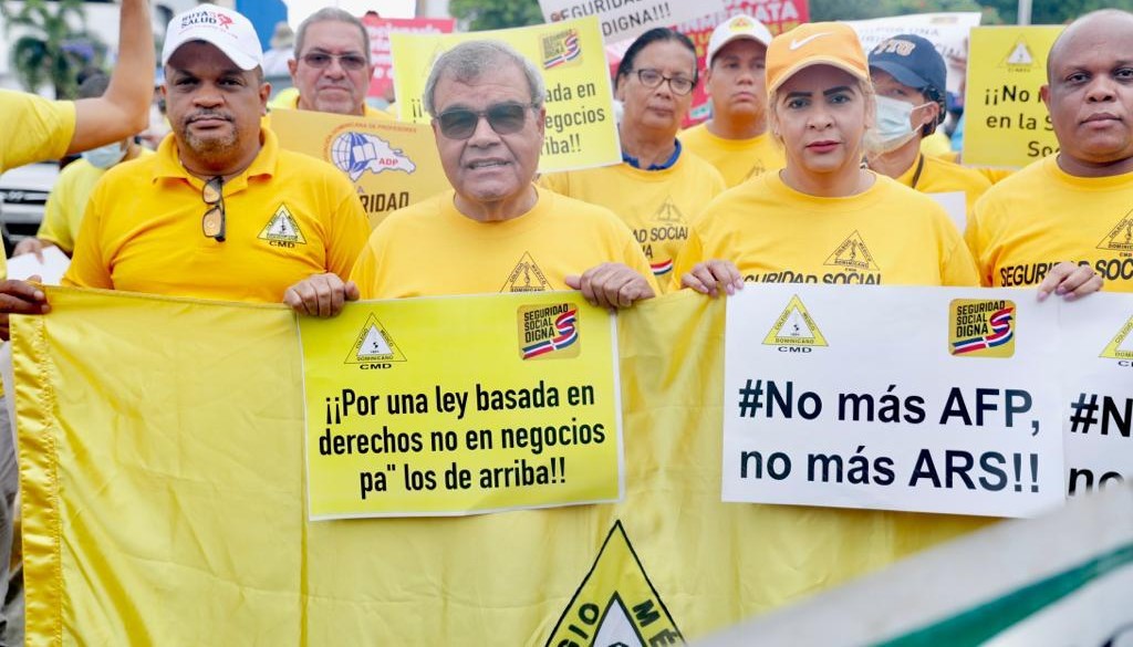 Lucha por desaparecer ARS y AFP llega hoy a santiago 