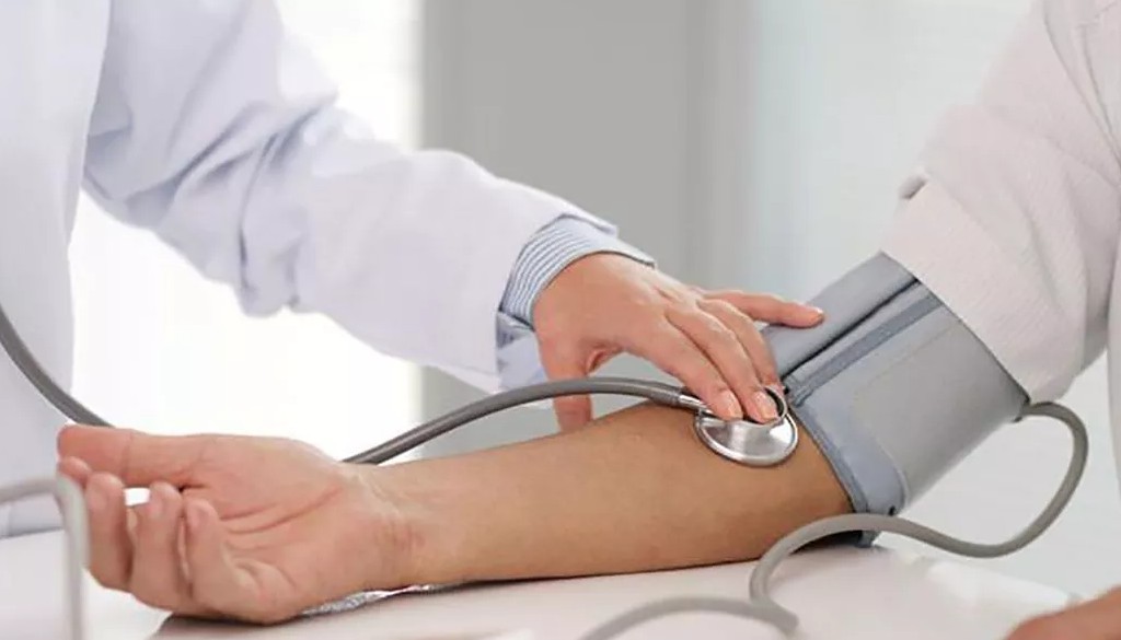  Menos de la mitad personas con hipertensión recibe diagnóstico y tratamiento 