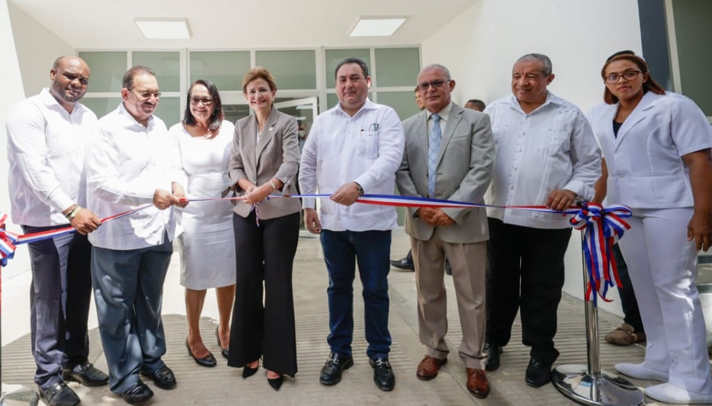 Invierten más de 64 millones en unidad emergencia  Hospital Leopoldo Martínez 