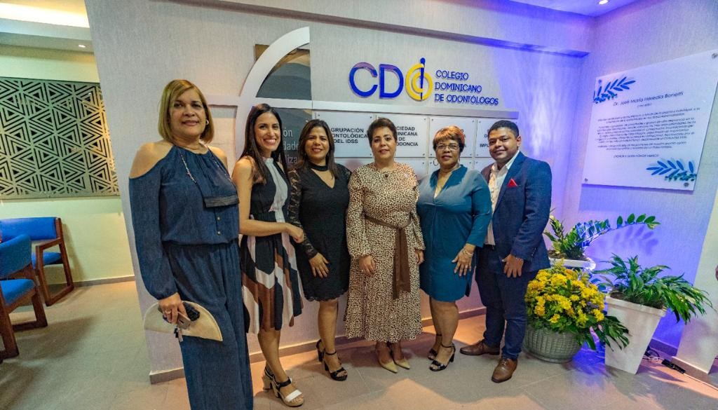 <strong>Colegio de Odontólogos inaugura Salón Sociedades Especializadas </strong> 