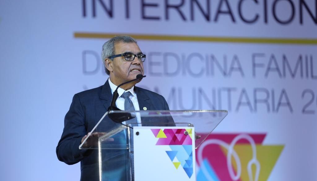 Médicos familiares reciben respaldo del CMD en su XI congreso  