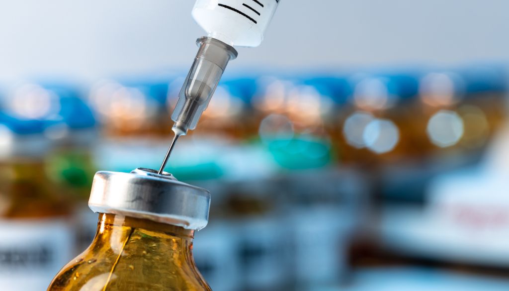 FDA aprueba uso de vacunas contra covid-19 en niños a partir de 6 meses 