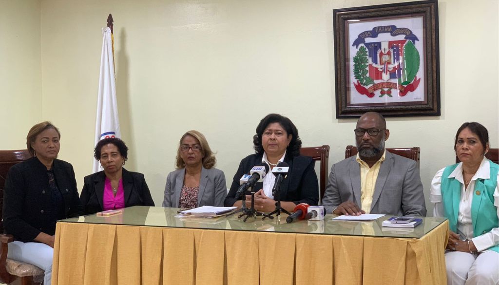 Colegio Enfermería suspende asamblea por crisis con comisión electoral 