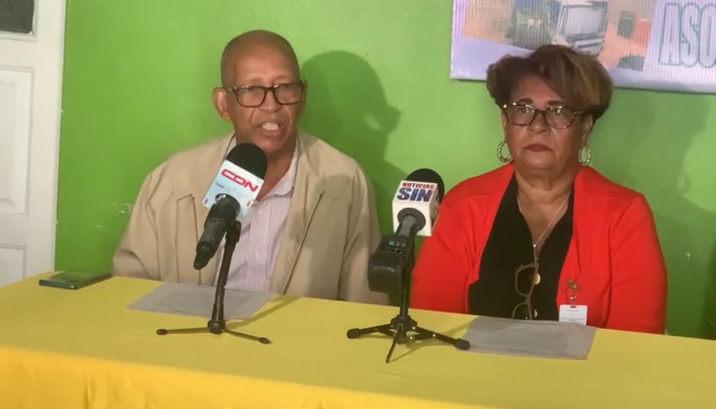 Denuncian cancelaciones de personal de enfermería  