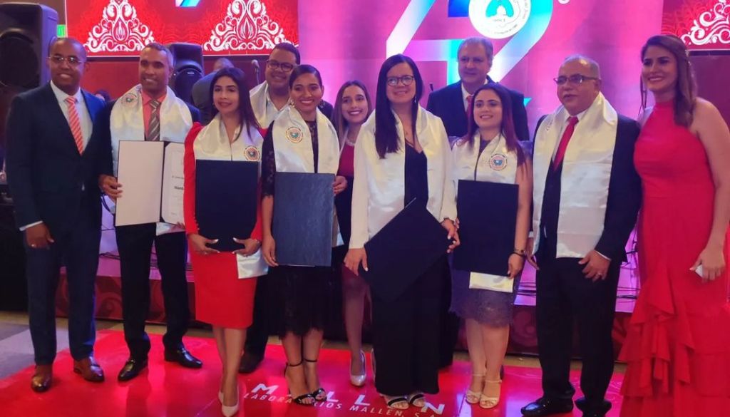 Festejan el 42 aniversarios de la Sociedad de Neumología 